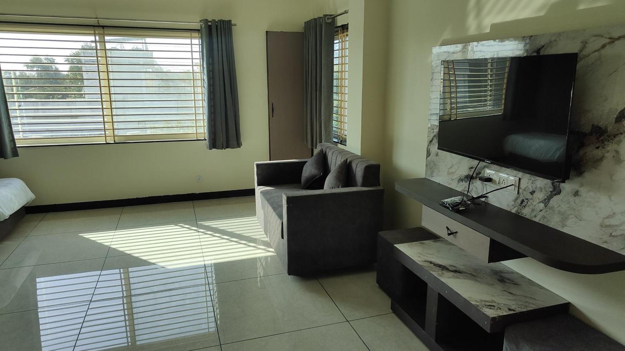 Yashomati Hotel Maheshwar Екстериор снимка